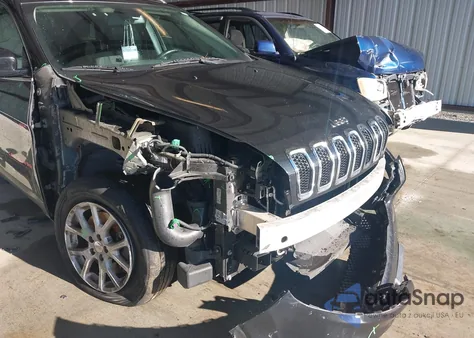 2016 Jeep Cherokee Latitude из США, поврежденный, VIN 1C4PJMCS3GW155553